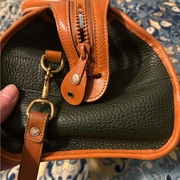 Dooney and Bourke vintage Gladstone - Picture 3 of 16